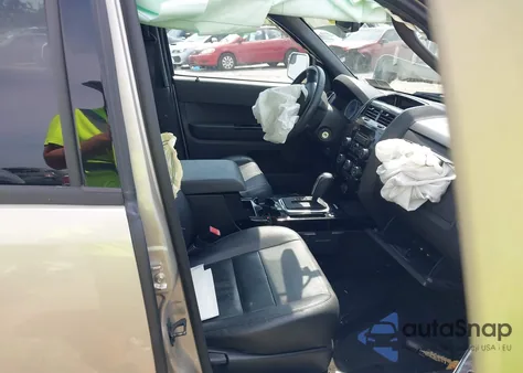 2011 Ford Escape Limited из США, поврежденный, VIN 1FMCU9E70BKB08598